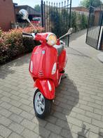 Vespa primavera 125, Fietsen en Brommers, Ophalen, Zo goed als nieuw