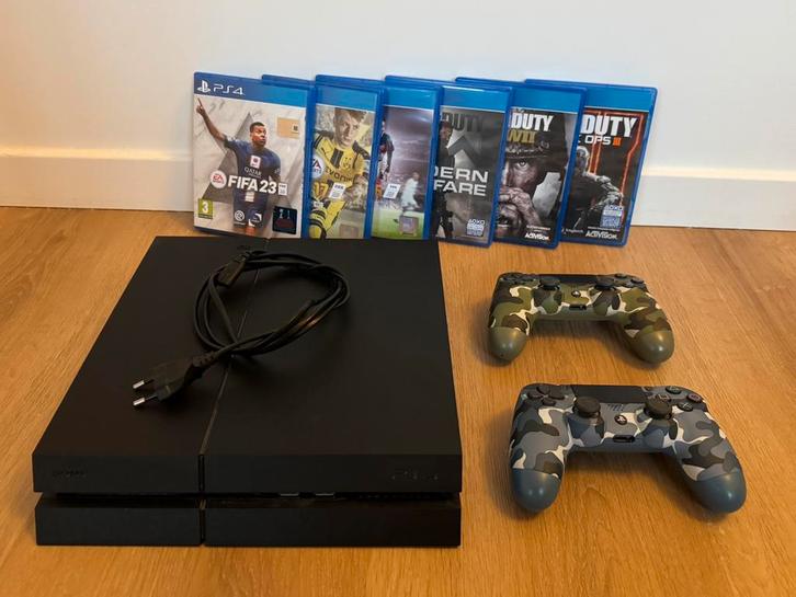 PlayStation 4 console met controllers en games, Consoles de jeu & Jeux vidéo, Consoles de jeu | Sony PlayStation 4, Comme neuf