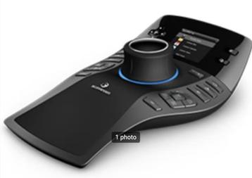Space Mouse 3D Connexion beschikbaar voor biedingen
