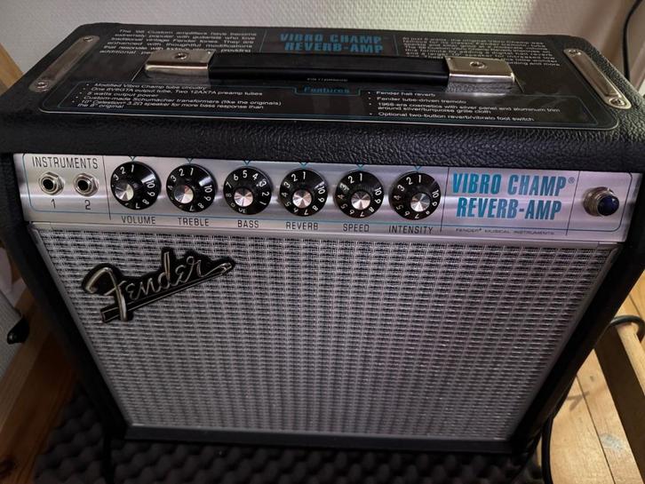 Fender Vibro Champ Reverb 68 reissue., Muziek en Instrumenten, Versterkers | Bas en Gitaar, Zo goed als nieuw, Gitaar, Minder dan 50 watt