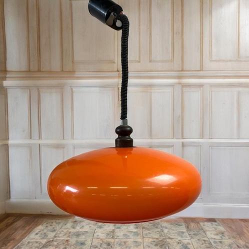 Vintage oranje UFO luster / hanglamp jaren 70, Antiek en Kunst, Antiek | Verlichting, Ophalen of Verzenden