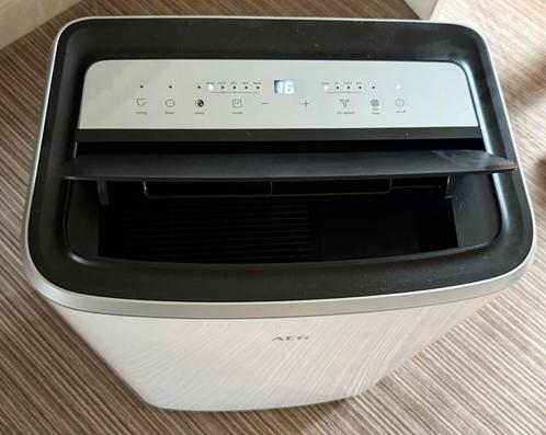 AEG MOBIELE AIRCONDITIONER, Elektronische apparatuur, Airco's, Zo goed als nieuw, Mobiele airco, Minder dan 60 m³, 3 snelheden of meer