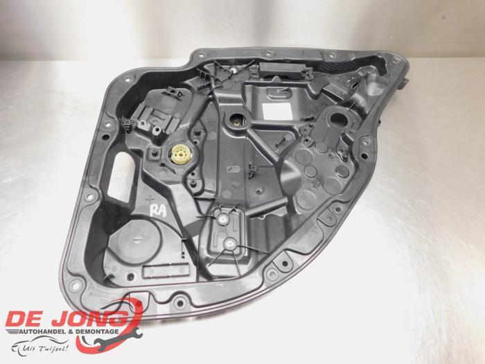 Ruitmechaniek 4Deurs rechts-achter van een Mercedes C-Klasse, Auto-onderdelen, Ruiten en Toebehoren, Mercedes-Benz, Gebruikt, 3 maanden garantie