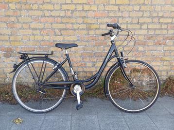 kleine damesfiets,meisjesfiets maat 47 beschikbaar voor biedingen