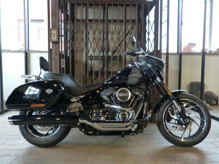 Harley-Davidson SOFTAIL Sport Glide (bj 2024), Motoren, Motoren | Harley-Davidson, Bedrijf, Overig, meer dan 35 kW, ABS, Cruise Control