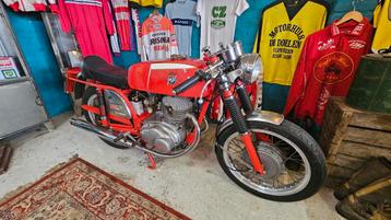 Mv Agusta 350cc VERKOCHT AJCLASSICBIKES beschikbaar voor biedingen