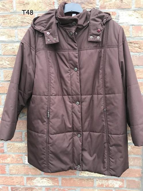 T48 bruine jas/anorak met afneembare capuchon, Kleding | Dames, Jassen | Winter, Gedragen, Maat 46/48 (XL) of groter, Bruin, Ophalen of Verzenden