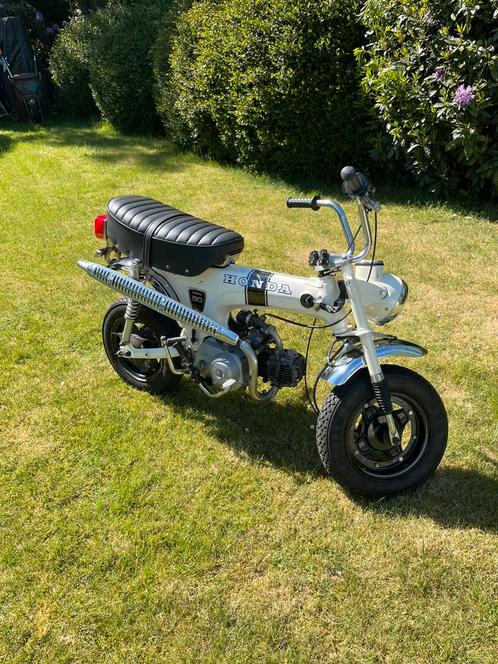 Honde Dax ST50 Origineel 1971, Fietsen en Brommers, Brommers | Honda, Ophalen