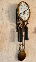 Horloge murale française avec poids, Junet à Gervais, Enlèvement