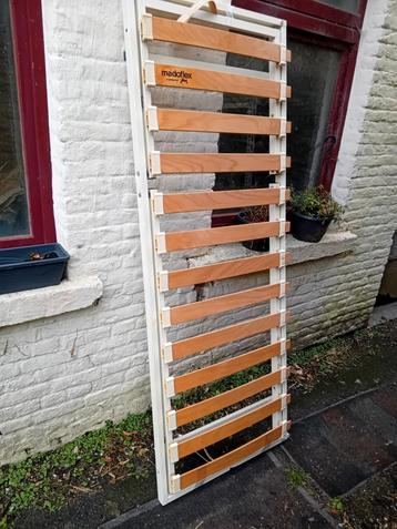 2 lattenbodems van 70 cm beschikbaar voor biedingen