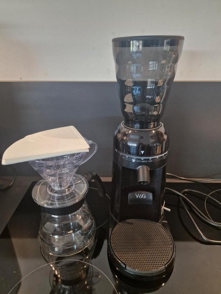 Prof. Hario V60 coffee set + grinder voor écht goede koffie, Elektronische apparatuur, Koffiemachine-accessoires, Zo goed als nieuw