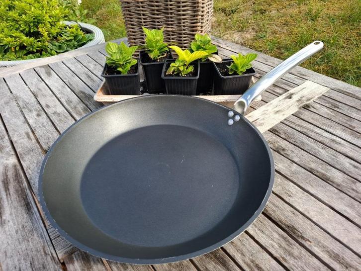 anti-aanbak koekenpan – geschikt voor inductie, Elektronische apparatuur, Kookplaten, Zo goed als nieuw, Inductie, Ophalen