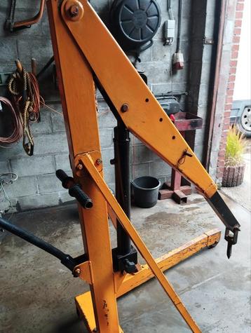 Giraf motor lift  beschikbaar voor biedingen