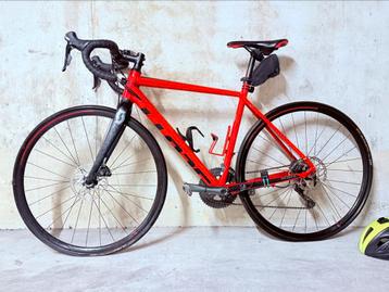 Vélo de course SCOTT à vendre. En parfait état., Enlèvement, Comme neuf