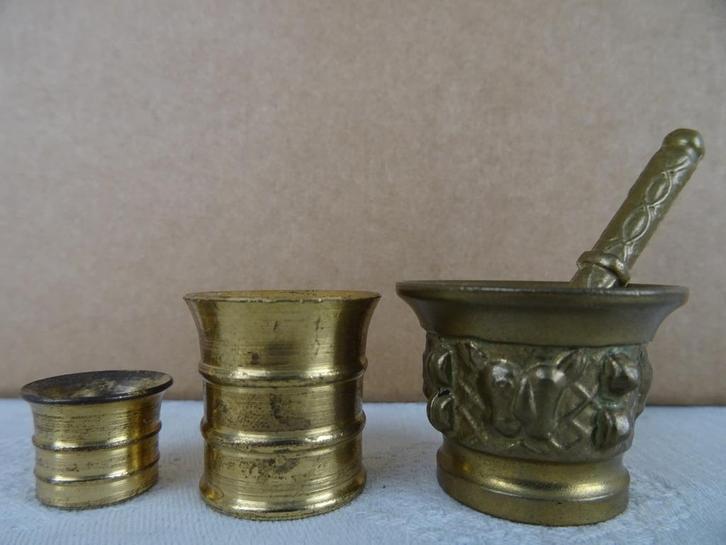 Miniatuur vijzel antieke koperen vijzeltjes met stamper 1950, Antiek en Kunst, Antiek | Brons en Koper, Koper, Ophalen of Verzenden