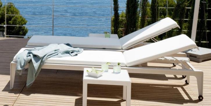 top tribu 2 zeer mooie ligbedden met ligkussens, Jardin & Terrasse, Chaises longues, Réglable, Mobile, Enlèvement