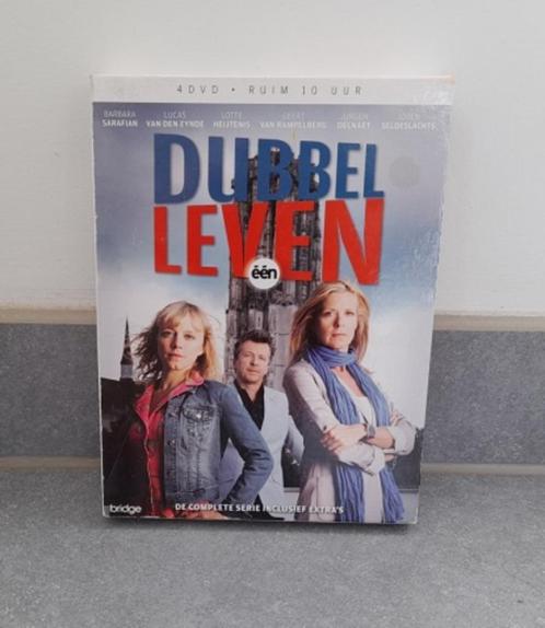 DVD BOX DUBBELLEVEN, CD & DVD, DVD | TV & Séries télévisées, Comme neuf, Drame, Coffret, Tous les âges, Enlèvement ou Envoi