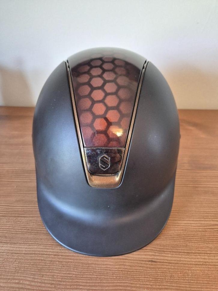 Samshield bruine helm maat L, Dieren en Toebehoren, Paardrijkleding, Dames, Heren, Cap, Dressuur, Ophalen of Verzenden