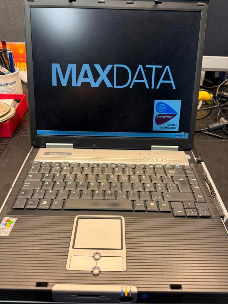 Vintage Laptop met Windows XP – Werkend + Originele CD’s, Computers en Software, Windows Laptops, Gebruikt, 15 inch, Ophalen