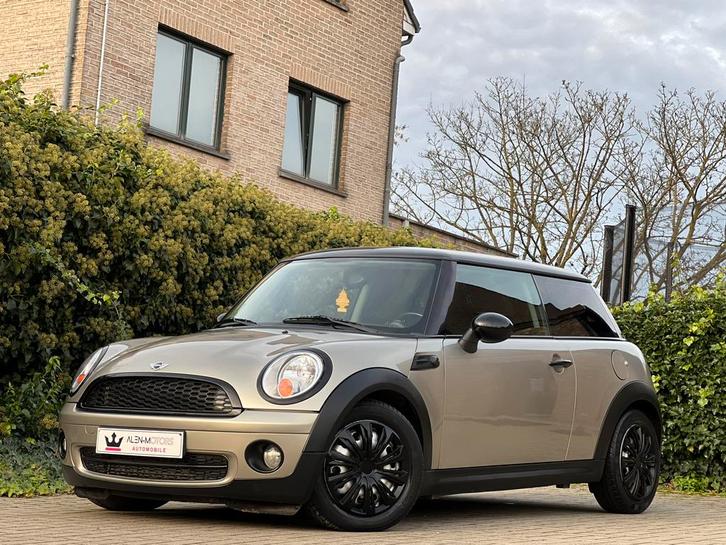 Mini Cooper 1.6d - Euro 4, Auto's, Mini, Bedrijf, Cooper, ABS, Airbags, Airconditioning, Alarm, Autonomous Driving, Bluetooth