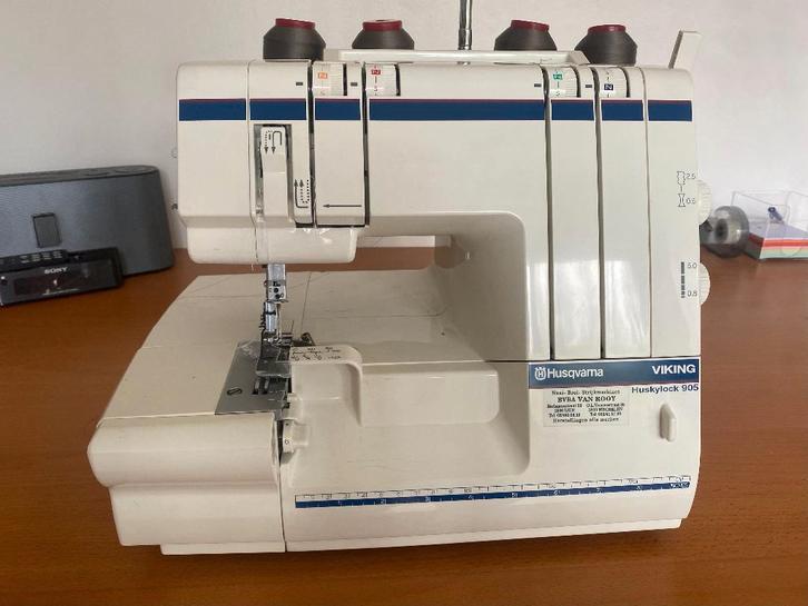 Overlock Husqvarna Viking 905, Hobby & Loisirs créatifs, Machines à coudre & Accessoires, Comme neuf, Surjeteuse, Husqvarna, Enlèvement