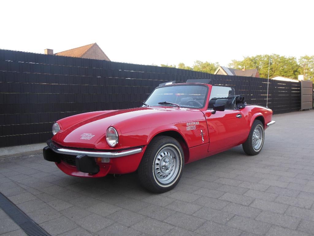 triumph spitfire 1500 te koop, Zwart, 4 cilinders, Cabriolet, Leder en Stof