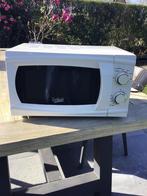 Microgolf, Elektronische apparatuur, Microgolfovens, Ophalen, Zo goed als nieuw, Vrijstaand, Microgolfoven