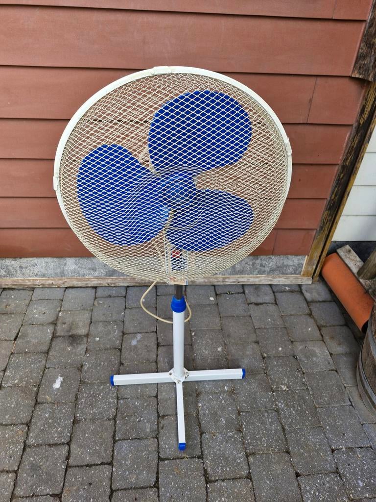 Ventilateur 230 VAC, sur pied, Electroménager, Enlèvement