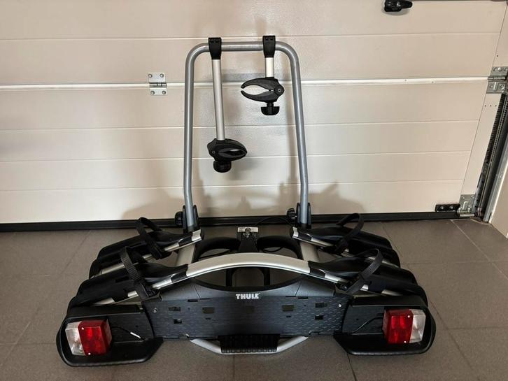 Thule fietsen voor 2 fietsen, Autos : Divers, Porte-vélos, Comme neuf, Support d'attelage, 2 vélos, Pneus larges, Vélo électrique