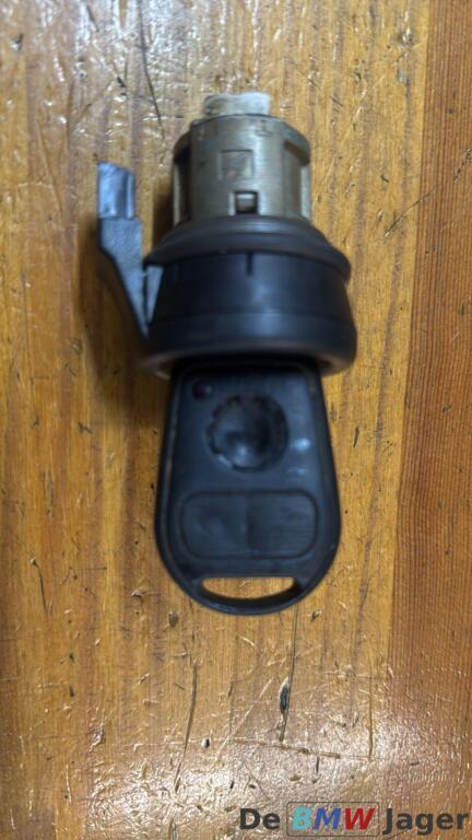 Contactslot + sleutel BMW E46 X3 E83 X5 E53 Z4 E85 1094686, Gebruikt, Ophalen of Verzenden, BMW, BMW