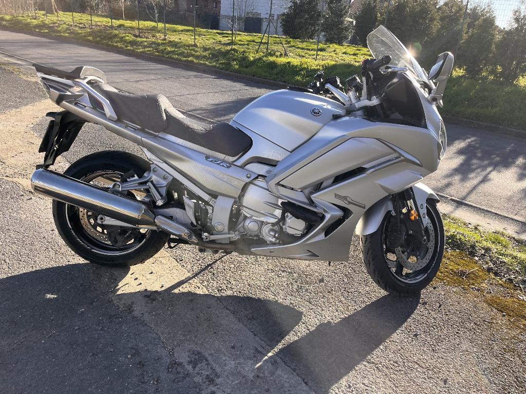 YAMAHA FJR 1300 AE 2017 22400KM IMPECCABLE MAT METAALGRIJS, Motoren, Motoren | Yamaha, Particulier, Toermotor, meer dan 35 kW