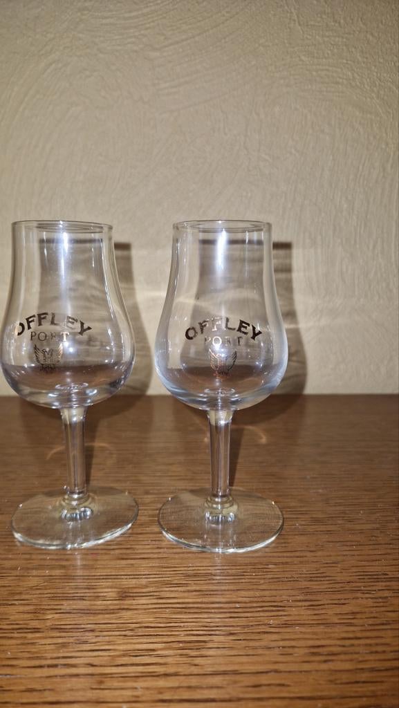 Verres Porto, Enlèvement ou Envoi