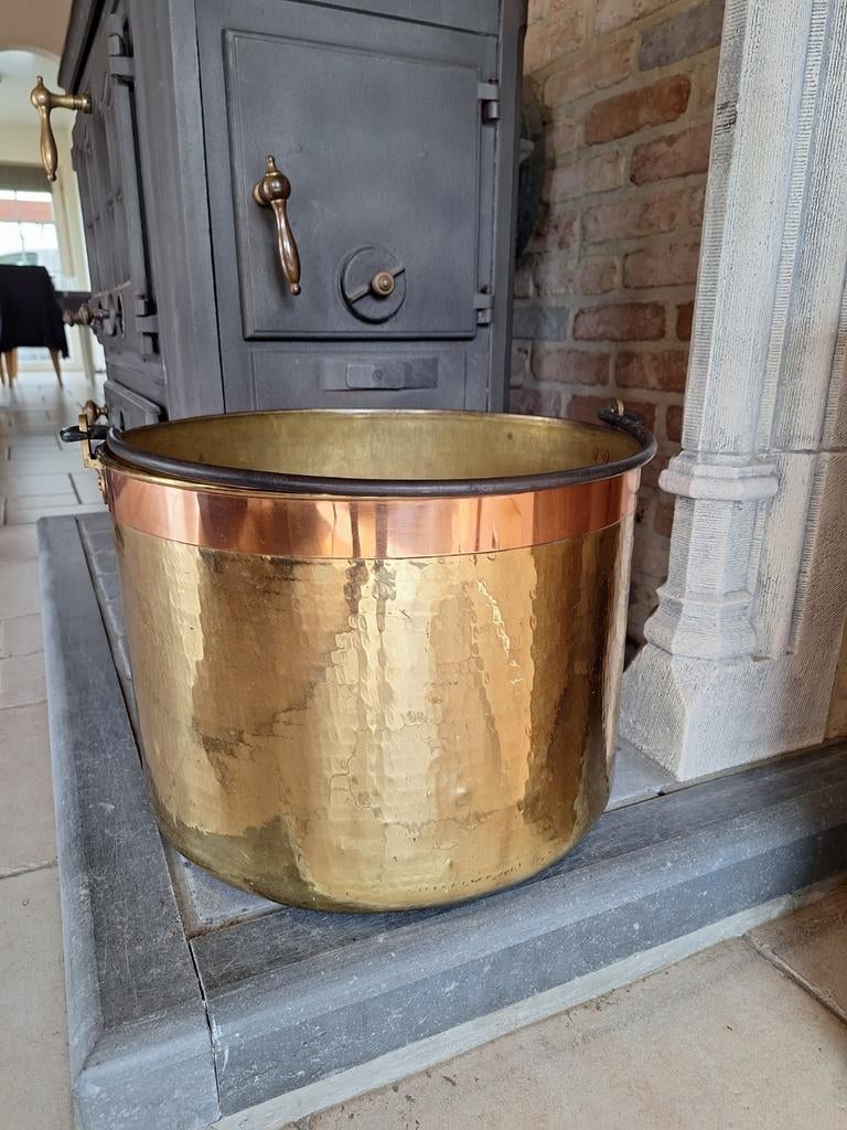 Koperen ketel, Ophalen