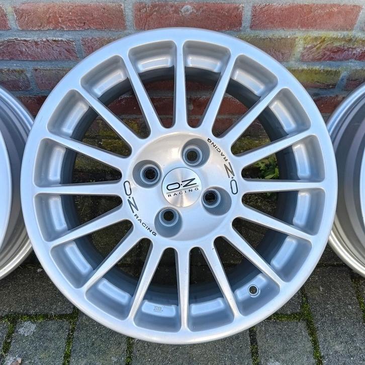 Oz Superturismo Originele 16x7 - 4x100, Autos : Pièces & Accessoires, Pneus & Jantes, Jante(s), 16 pouces, Véhicule de tourisme