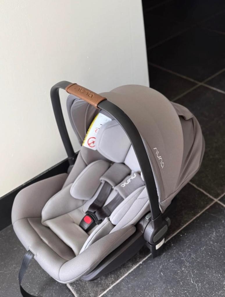 Nuna base isofix 360 met nuna pipa autostoel, Ophalen, Isofix