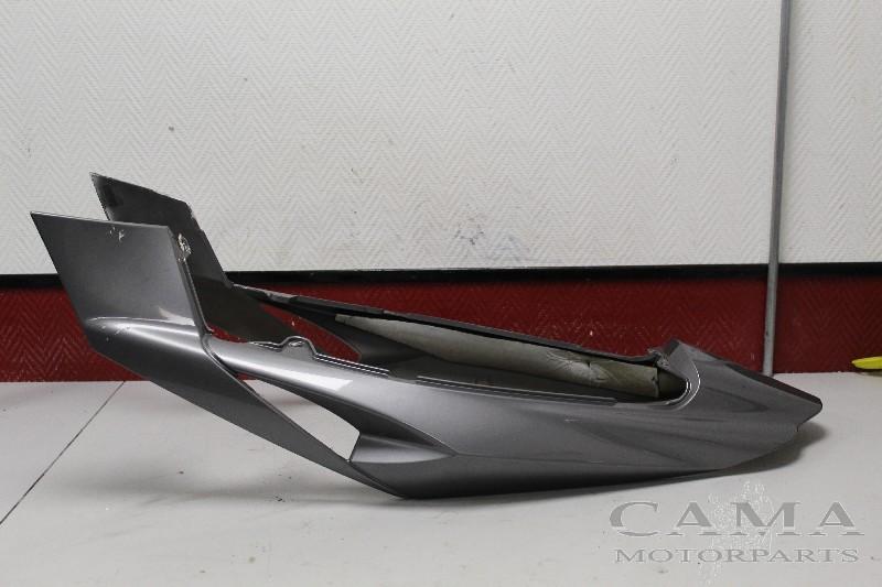 QUEUE DE CARENAGE Triumph, Motos, Dhr. S. di Majo, Utilisé, Info@cama-motorparts.nl, P.J. Troelstraweg 8 8
3144 CX  MAASSLUIS, NL