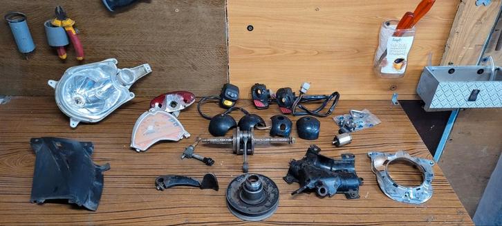 Peugeot ludix onderdelen, Fietsen en Brommers, Brommeronderdelen | Scooters, Peugeot, Ophalen of Verzenden