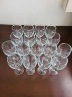 17 grand verres à vin, Verzamelen, Glas en Drinkglazen, Ophalen, Gebruikt, Overige typen
