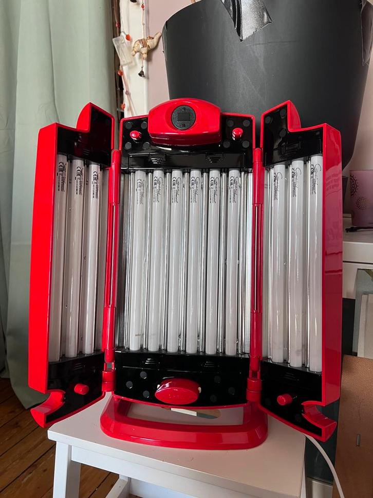 Bronzant pour le visage BBWC Rubino 93131, Electroménager, Solarium, Banc solaire & Bronzage facial, Comme neuf, Solarium visage