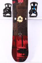 snowboard 155 BURTON RADIUS WIDE, noir/rouge, Sports & Fitness, Enlèvement ou Envoi, Utilisé, Fixations