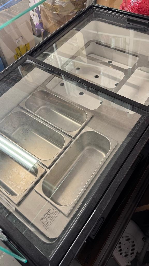 Schepijsvitrine Java Zwart 8X5 Ltr, Elektronische apparatuur, Vriezers en Diepvrieskisten, Zo goed als nieuw, Vrijstaand, Vrieskast