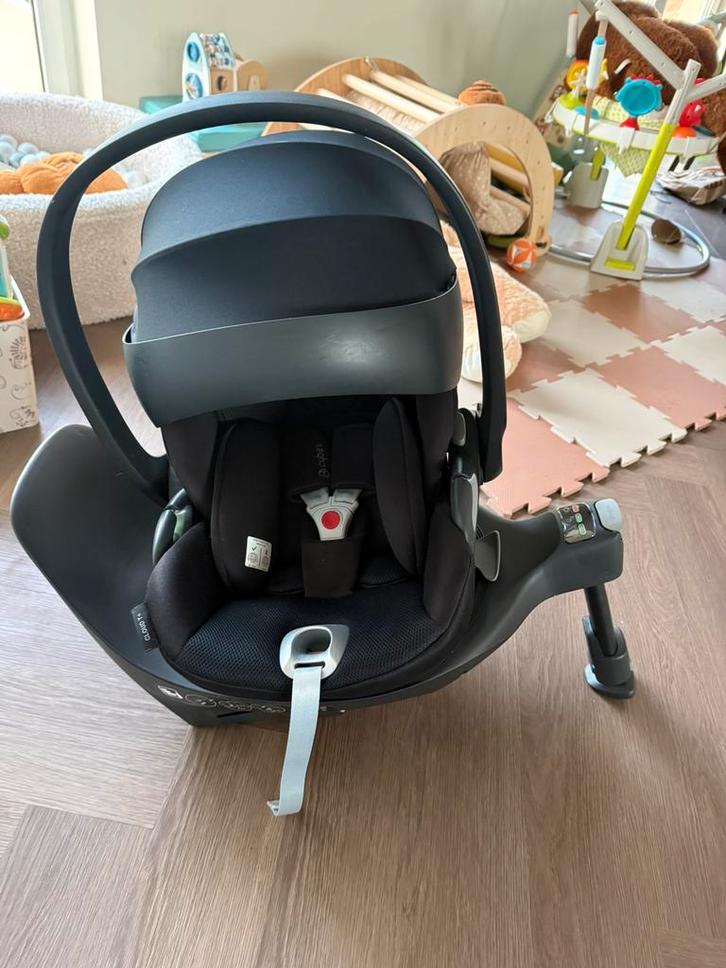 Cybex Cloud T+, isofix T Base, Kinderen en Baby's, Autostoeltjes, Gebruikt, Overige merken, 0 t/m 13 kg, Autogordel of Isofix