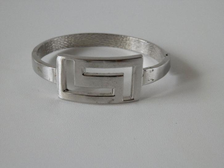 Bracelet Esclave Versace., Bijoux, Sacs & Beauté, Bracelets, Comme neuf, Autres matériaux, Argent, Enlèvement ou Envoi