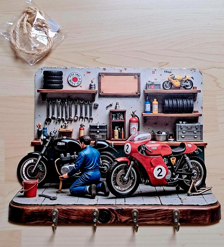 Retro motoren sleutelhanger., Ophalen of Verzenden, Nieuw, Transport