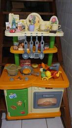 Speelgoedkeukentje en winkelkarretje, Ophalen