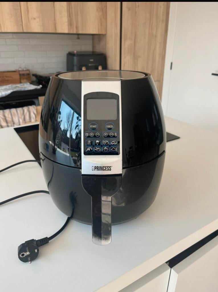 Airfryer Princess, Elektronische apparatuur, Ophalen, Zo goed als nieuw, Airfryer