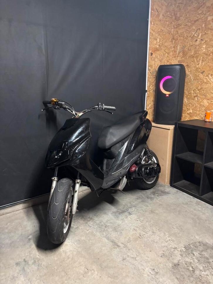 Yamaha jog 70cc LC, Fietsen en Brommers, Scooters | Yamaha, Zo goed als nieuw, Ophalen of Verzenden