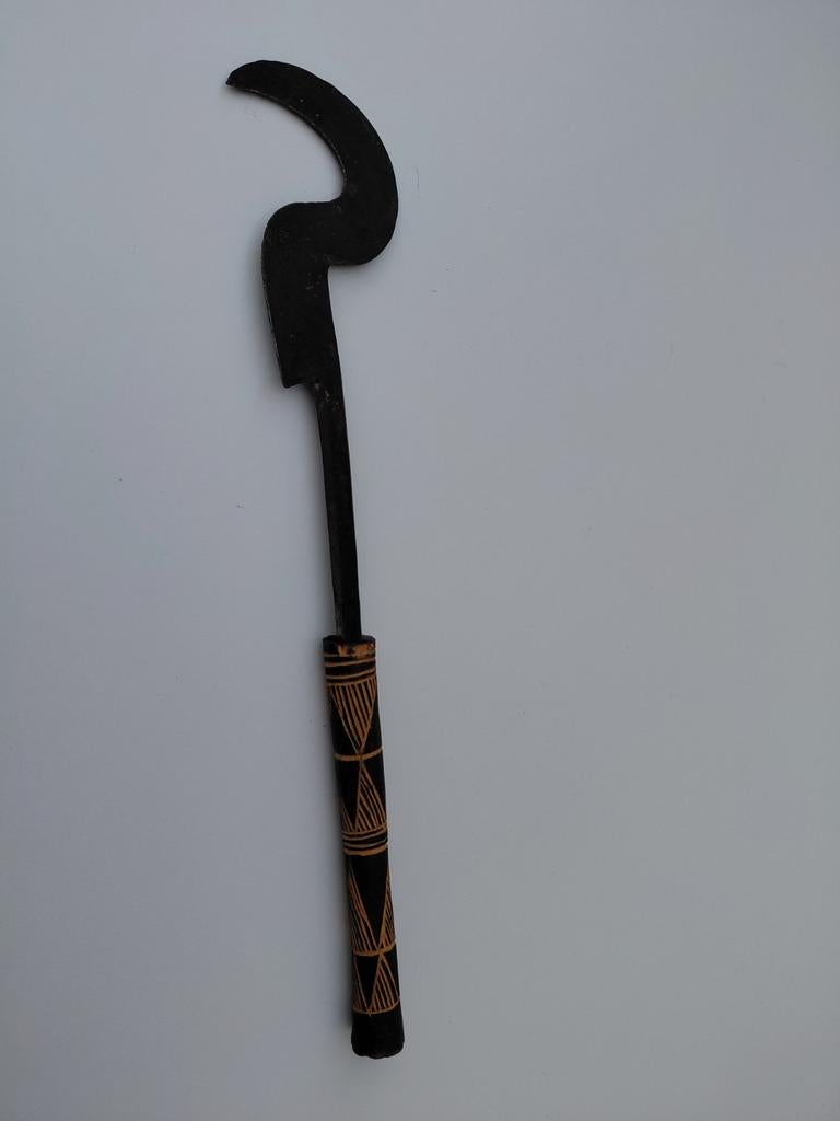 Slangenmes Kuba stam, Ophalen