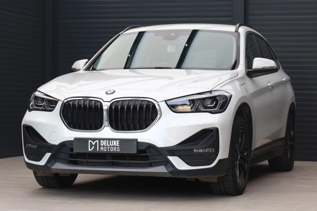Caméra climatisation PDC BMW X1 xDrive25e Navi Seat Heater, Autos, Achat, Euro 6, Entretenue par le concessionnaire, Noir