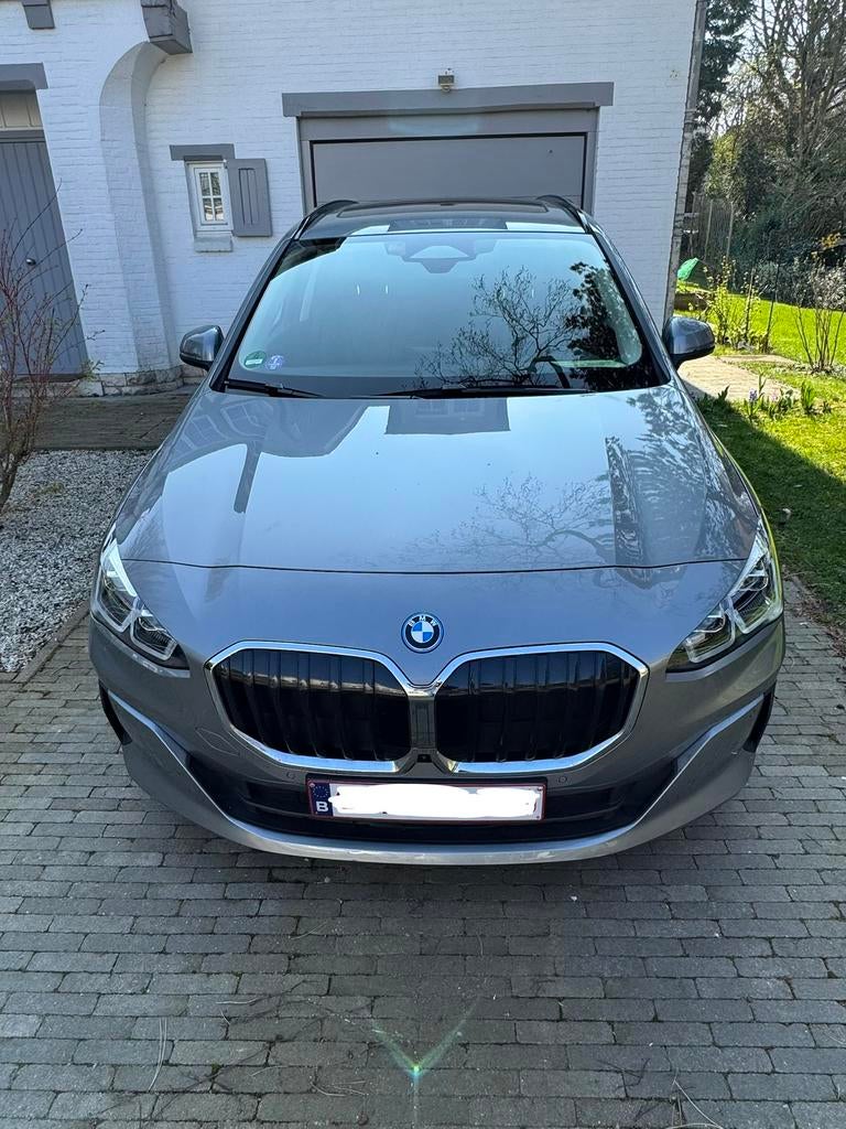 BMW Active Tourer 225e, essence/hybride 2023, Autos, BMW, Argent ou Gris, Euro 6, Entretenue par le concessionnaire, Noir